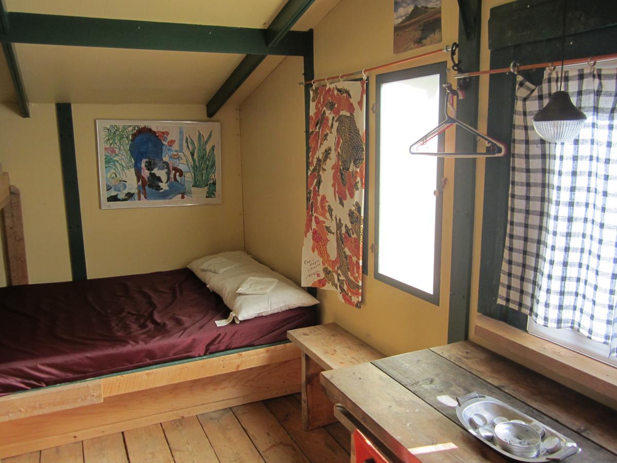 Dawson City River Hostel Exterior photo